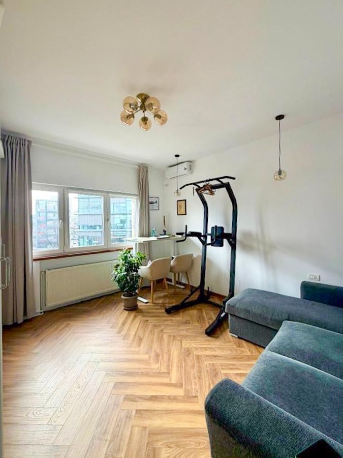 Chirie | Apartament 3 camere | Universitate | Bloc Interbelic - Poză 3