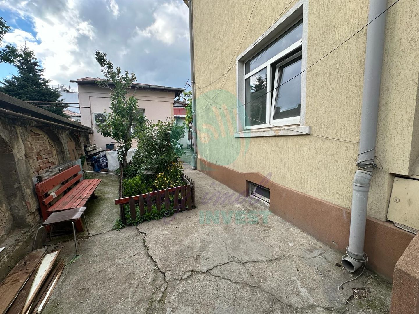 3 camere la vila in zona Calea Calarasilor - Poză 17