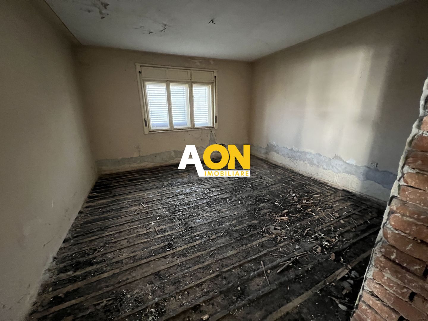 Casa de vanzare pretabila birouri/salon/spatiu comercial, 748MP - Poză 5