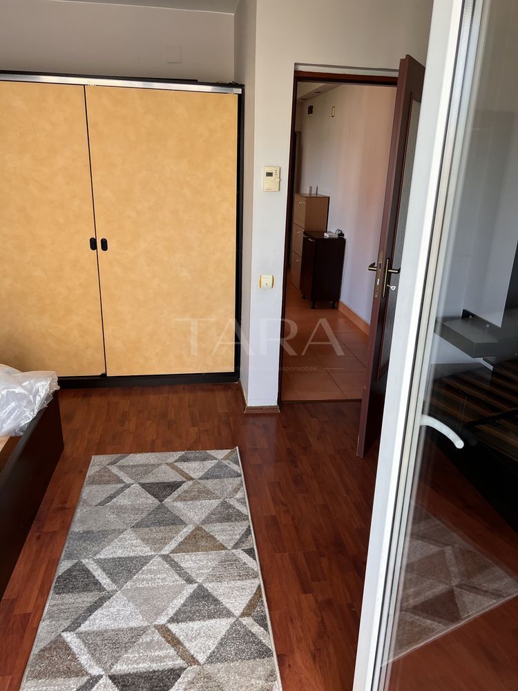Apartament spațios, balcon și parcare, Mănăștur. - Poză 3