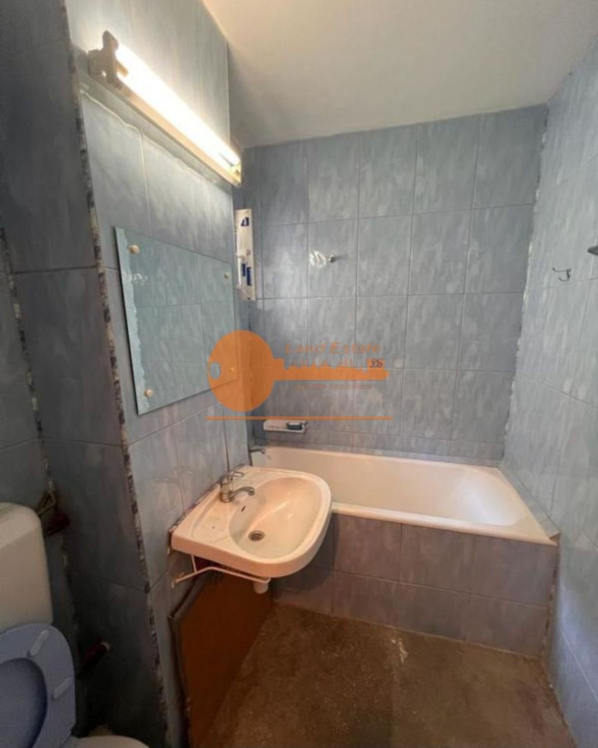 Apartament cu 3 camere in zona Doamna Ghica-Bloc Reabilitat - Poză 9