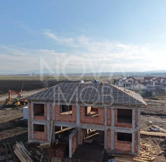 Casa tip duplex 5 camere, 215 mp gradina - Sura Mica - Poză 4