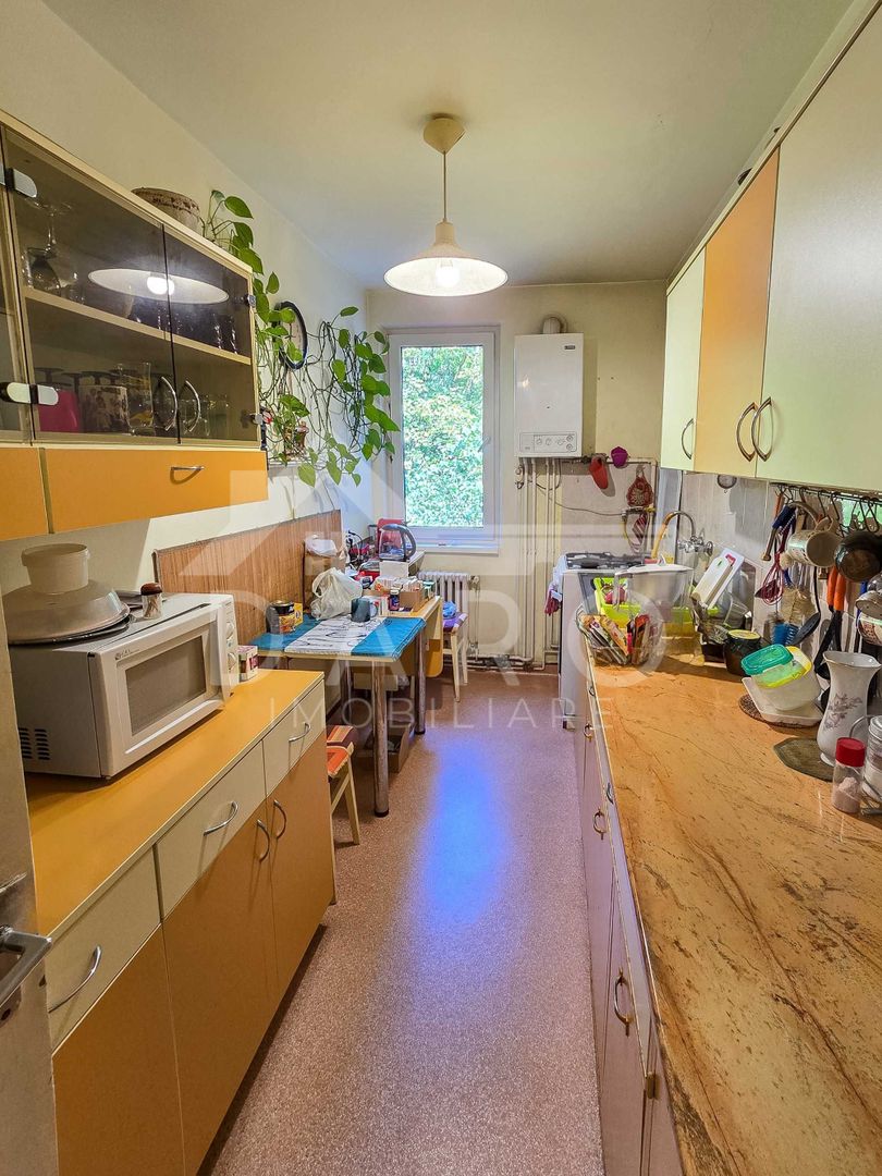 Apartament cu 3 camere in zona Cornisa, 7 Noiembrie , pe Romanu Vivo - Poză 4