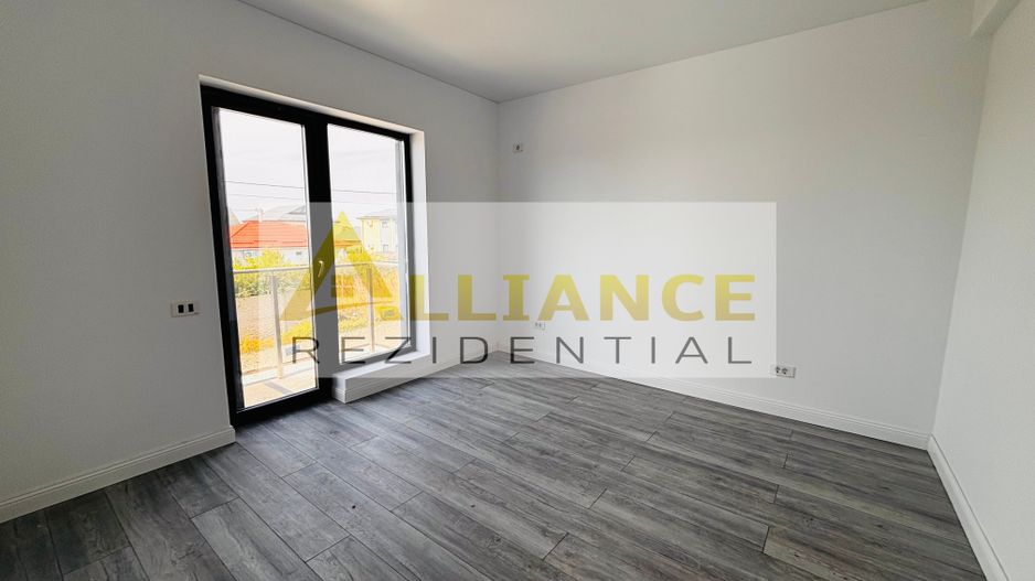 Casă premium de vânzare în zona Miorița - Poză 11