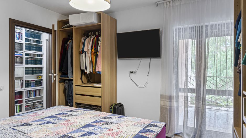 Casa Nemobilata/Mobilata cu 4 Camere, Prelungirea Ghencea, Sector 5 - Poză 18