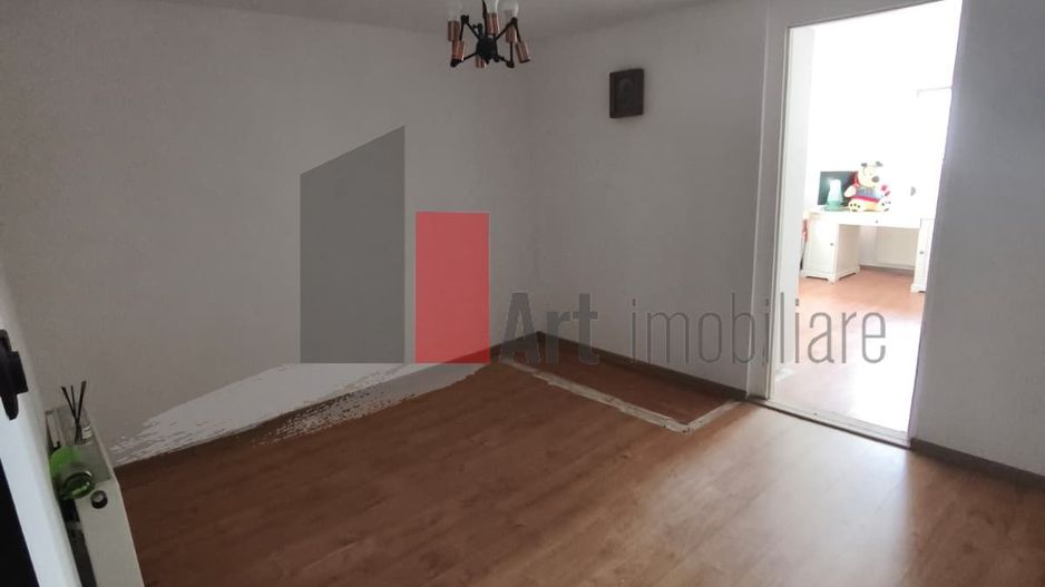 Casa Vanzare Giulesti 4 camere - Poză 19