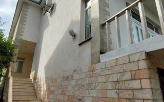 Casă/Vilă de vânzare în Copou, Iași – duplex 986 mp, teren 650 mp - Poză 2