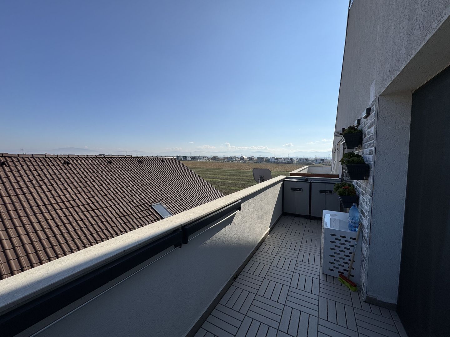 Apartament cu 2 camere in Sanpetru - Poză 8