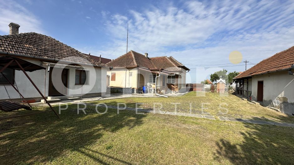 Casa de vanzare Viile Apei - Poză 1