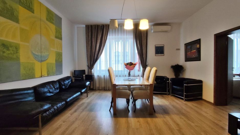 Vanzare | Apart.2 Camere | etajul 1 | langa Parcul Balcescu | Oradea - Poză 2