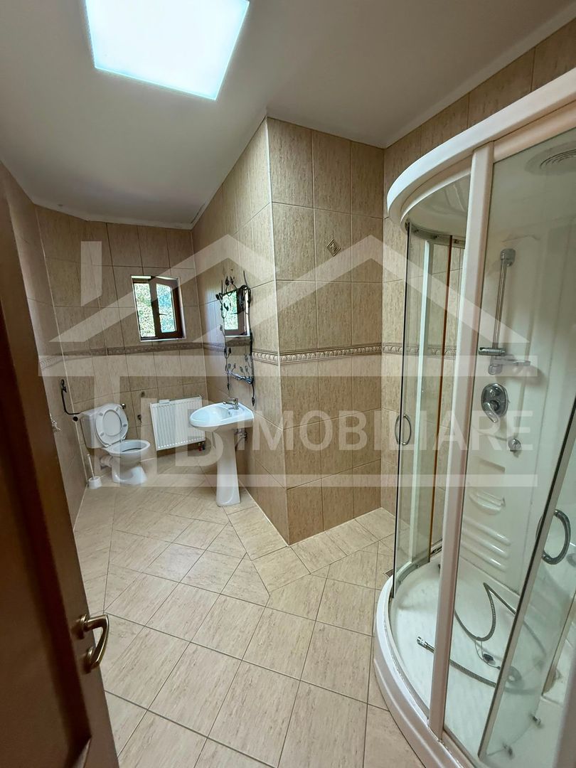 Casa individuala, 10 camere, 753mp, Zona Sancraiu de Mures - Poză 15