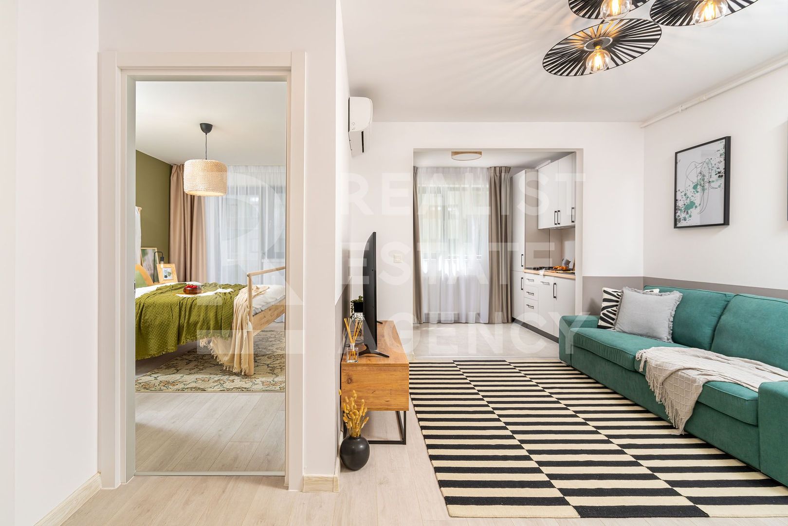 Vânzare, apartament, 2 camere tip 2E, HILS Titanium, București - Poză 4