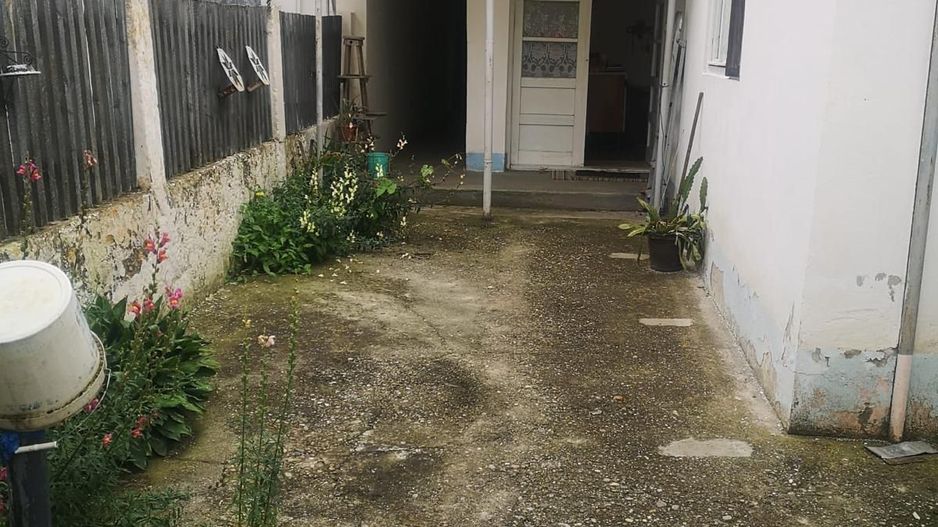 Casa pe parter cu teren 942 mp - Poză 11