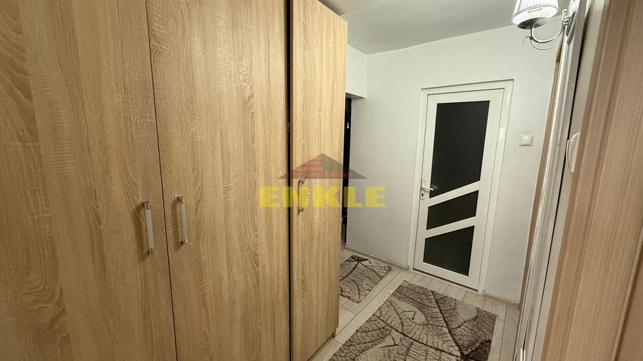 De vanzare apartament + teren generos în apropiere - Poză 12