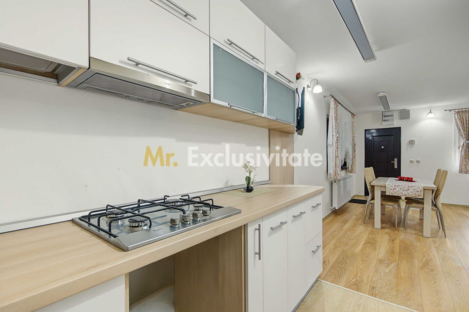 Casa individuala + teren 2.014 mp + livada Mioveni -Colibasi - Poză 6