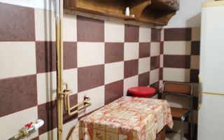Apartament 2 camere Complexul Studentesc etaj 1 - Poză 6