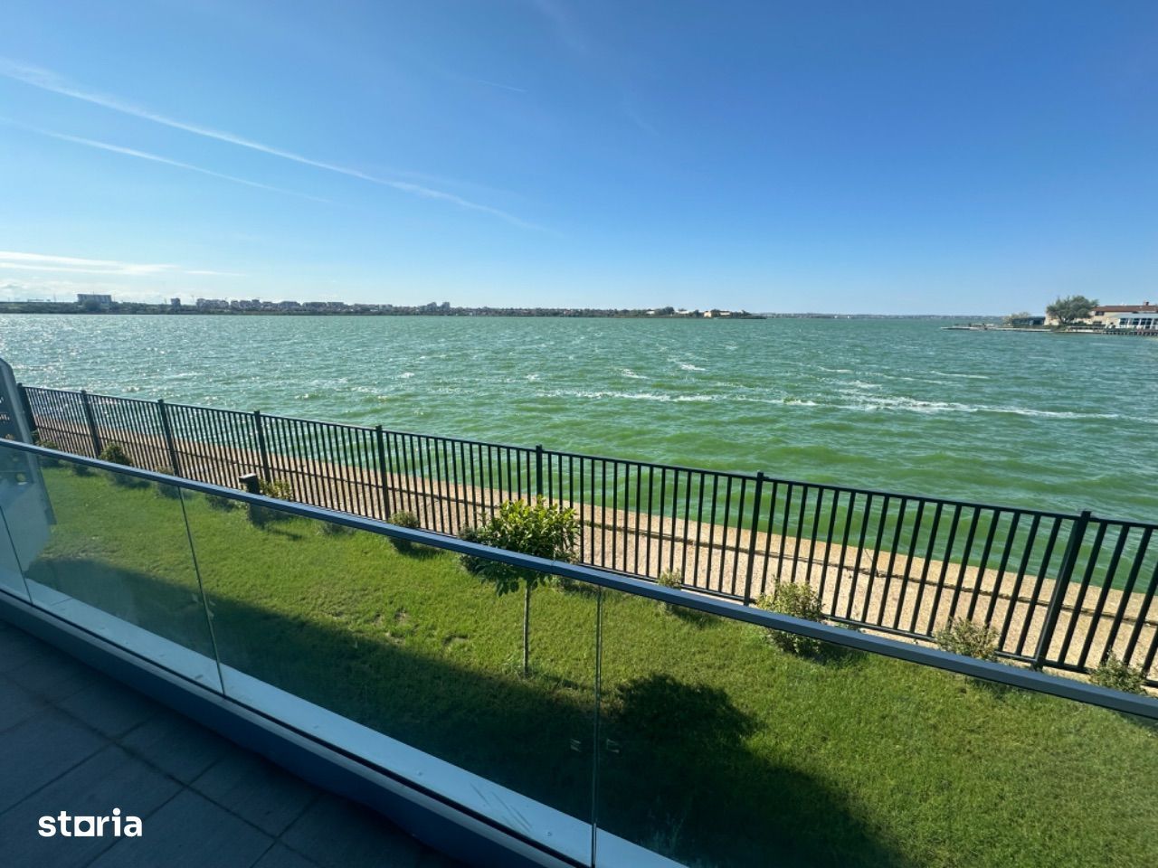 Apartament 3 camere cu vedere frontală la lac – Lake On Mamaia - Poză 19