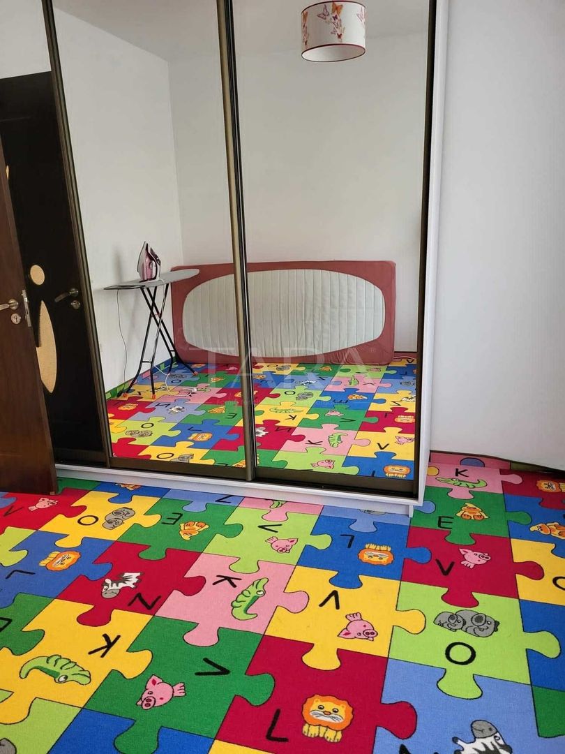 Apartament 3 camere decomandate cu parcare inclusă în Florești. - Poză 3