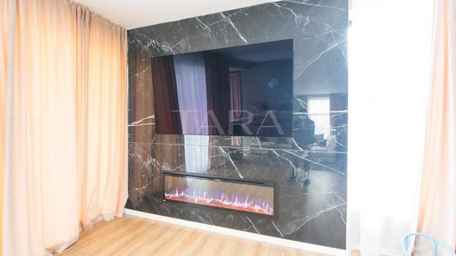 Vilă elegantă într-un cadru privat, cu vedere de excepție - Poză 6