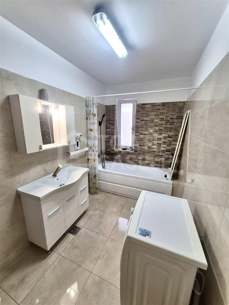 Apartament cu 2 camere decomandate si balcon generos – Floresti - Poză 6