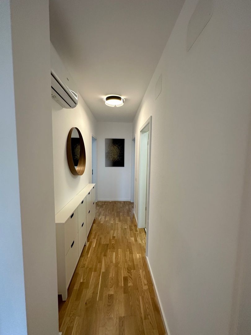 Apartament la ISHO cu loc de parcare și boxa - Poză 15