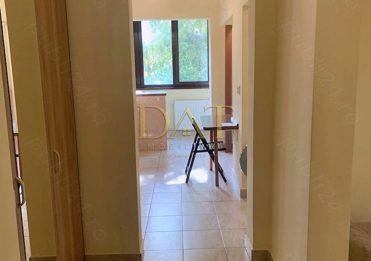 De vanzare apartament 3 camere | semidecomandat | Cartierul Gheorgheni - Poză 2