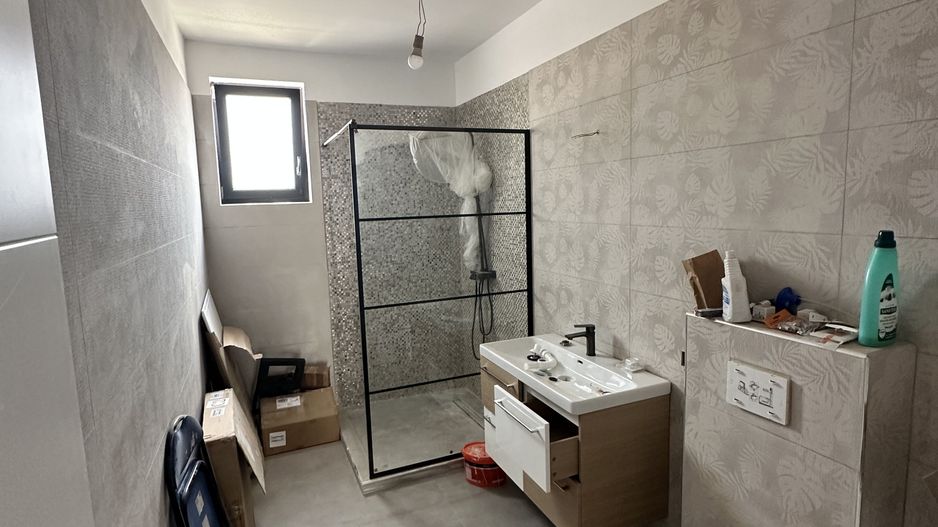 CASA INDIVIDUALA BRAGADIRU, TOATE UTILITATILE, CURTE 340 MP, COMIS 0% - Poză 9