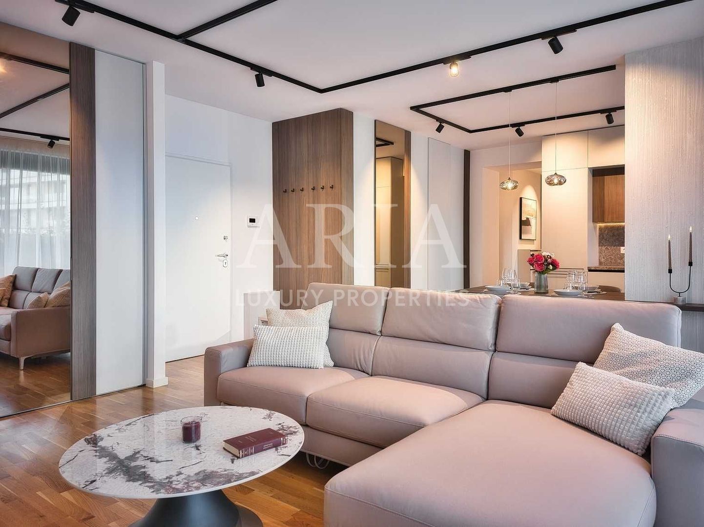 3 camere si curte Lux | The Ivy I Baneasa | parcare INCLUSA - Poză 3