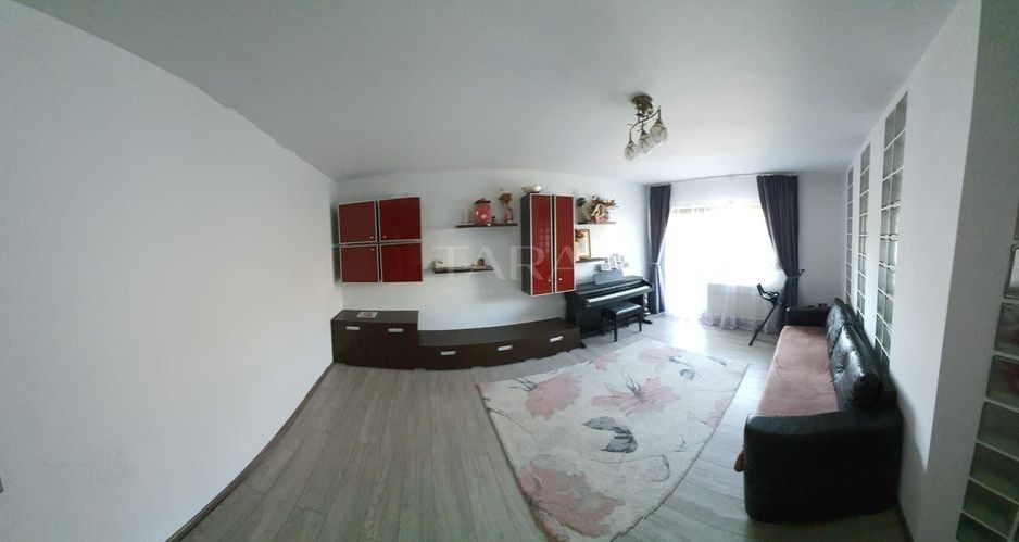 Apartament 3 camere, Intre Lacuri - Poză 1