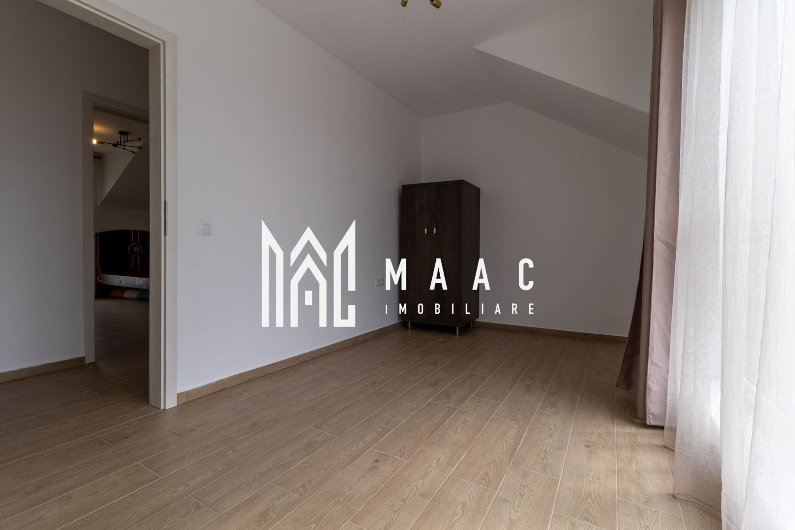 Casa 4 camere | 90 mpu | curte 265 mpu | 2 Parcari | 2 Bai - Poză 23