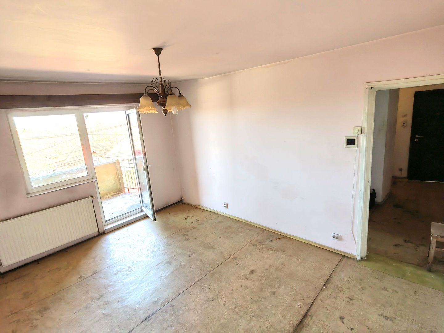 Apartament 3 camere decomandat 67 mp - Poză 1