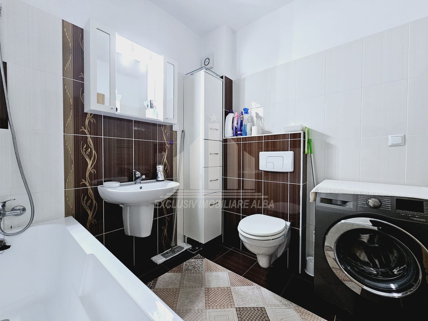 Apartament cu 2 camere decomandate, Cetate - Poză 8