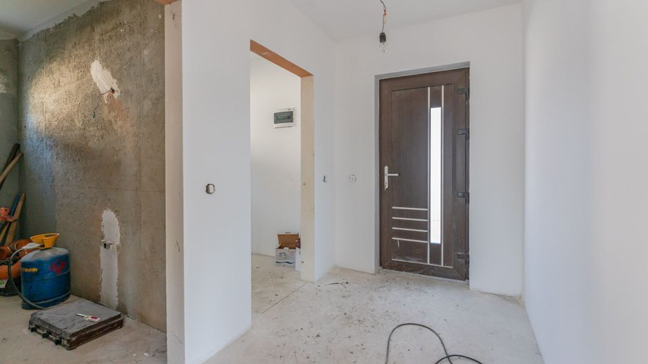 Casă nouă în Bod, P+M, de vânzare "la alb" sau "la cheie" - Poză 7