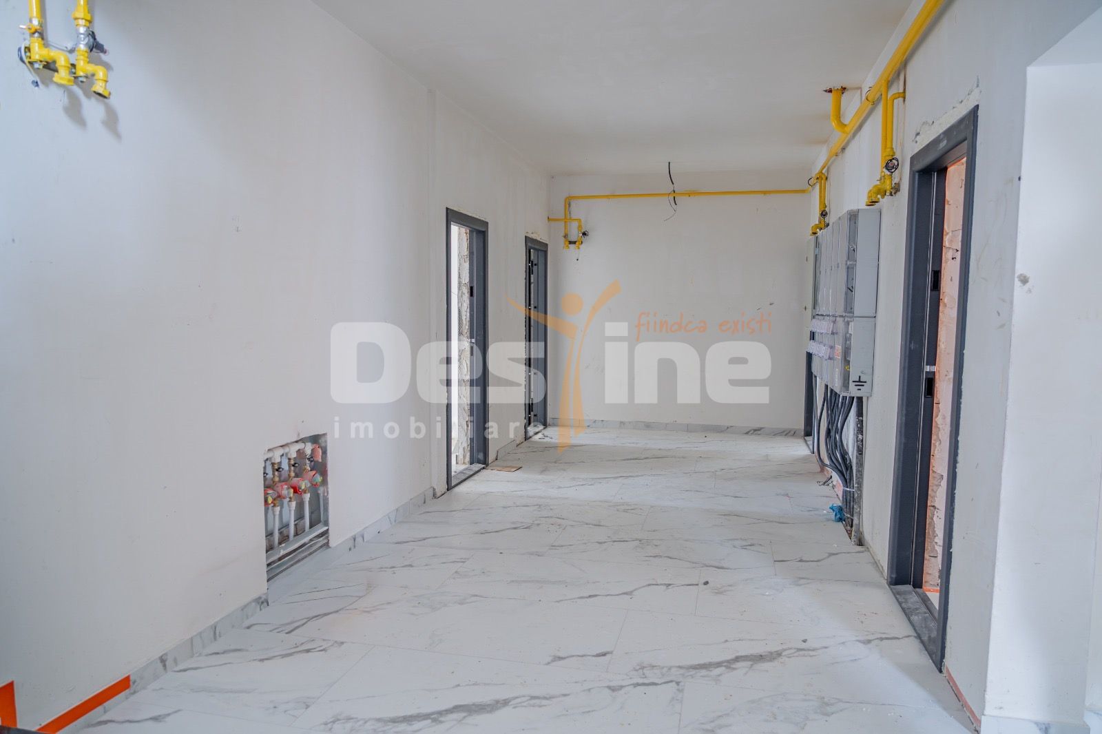 Apartament cu doua camere in bloc nou zona Pietricica. - Poză 8
