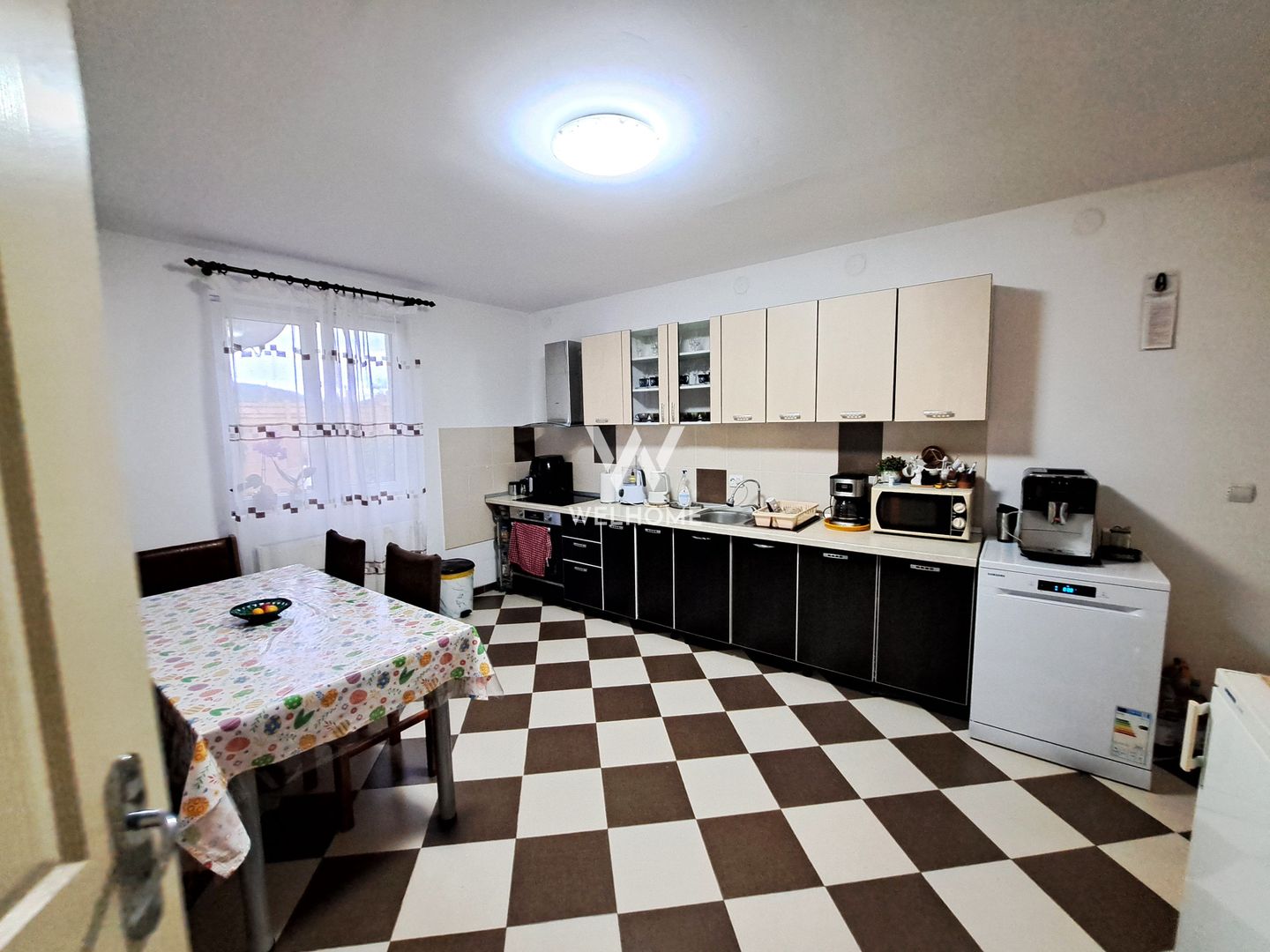 Casa cu pivnita mare si dormitor parter -Selimbar - Poză 10