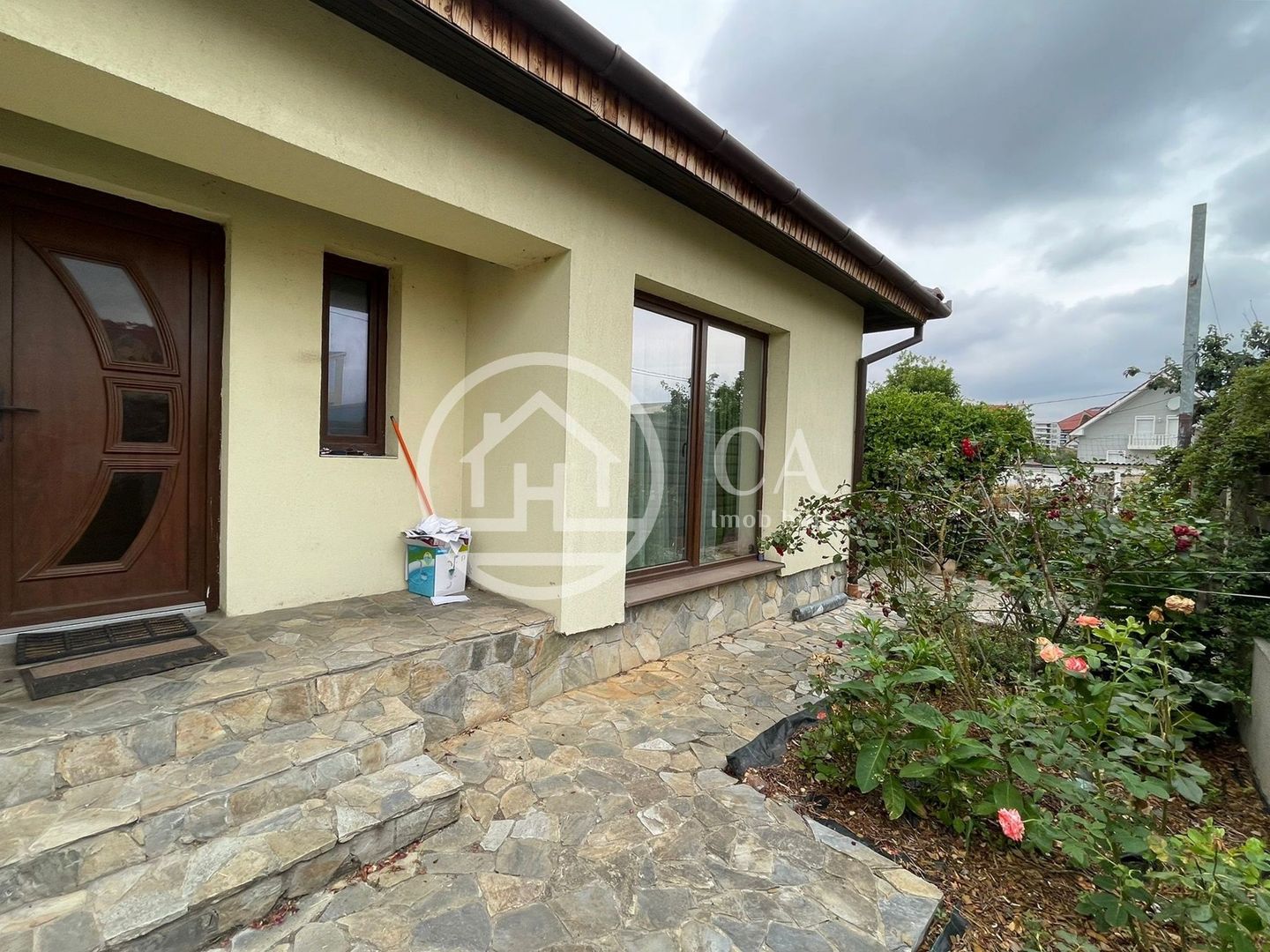 Casa de inchiriat cu 5 camere  in zona Nufaru, Oradea. - Poză 14