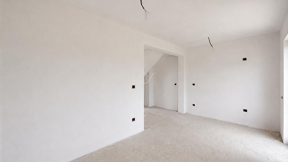 Duplex cu 3 camere si 2 bai. Finisaje la alegere. - Poză 8