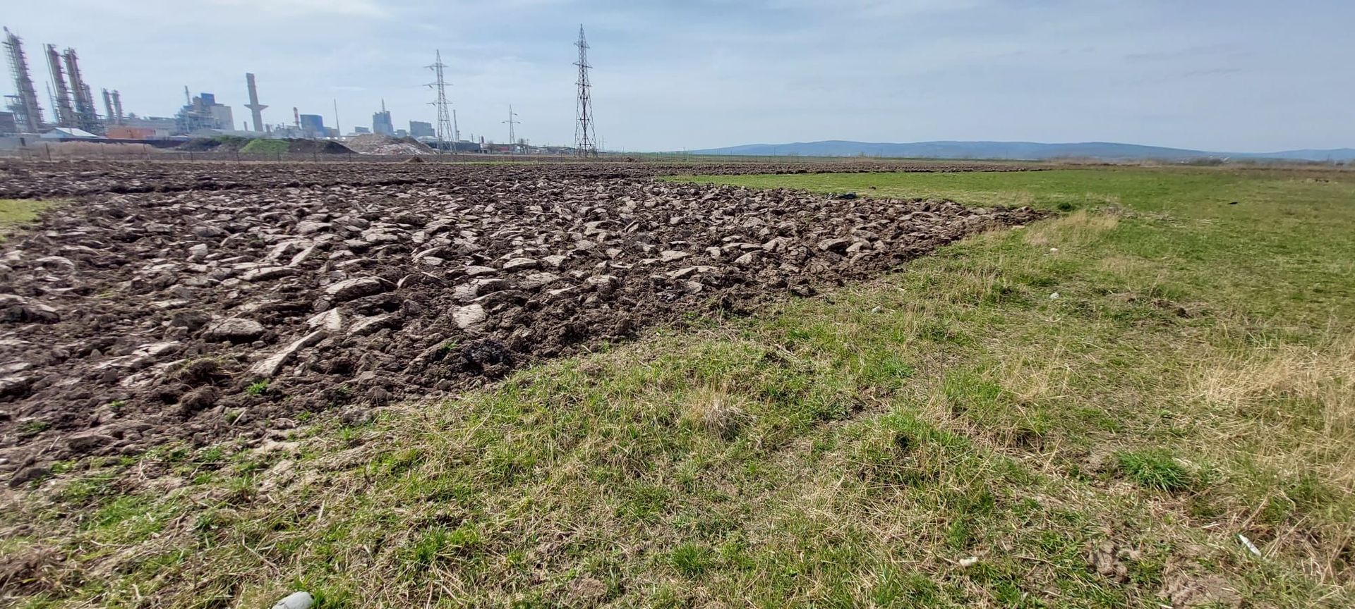 Teren 7000 mp,29euro mp.zona Libertății, Targu Mures, - Poză 1