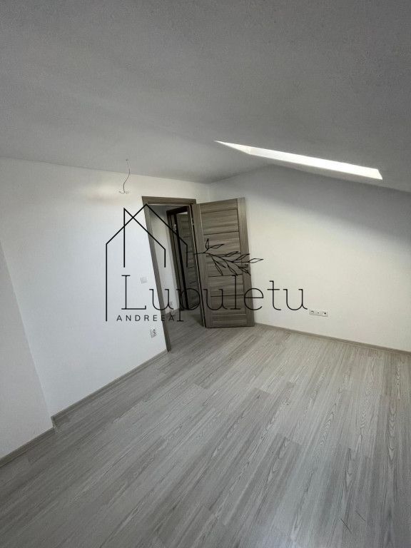 Apartament de vânzare | 3 camere | 67 MPU | Mansardă (4/4) - Poză 5