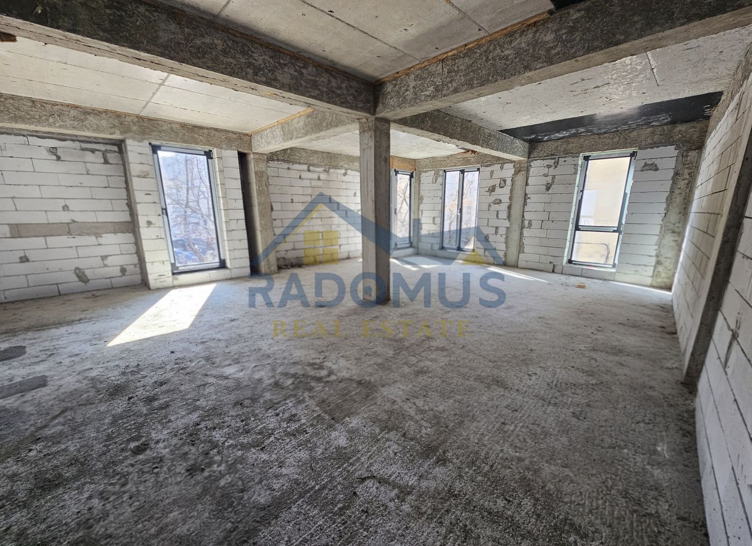 Oportunitate unică de închiriere – Clădire de birouri ultracentrală - Poză 16