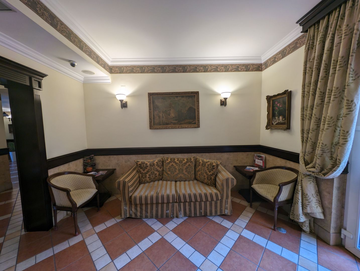 Imobil comercial P+2E+M - 28 Camere - Poză 9