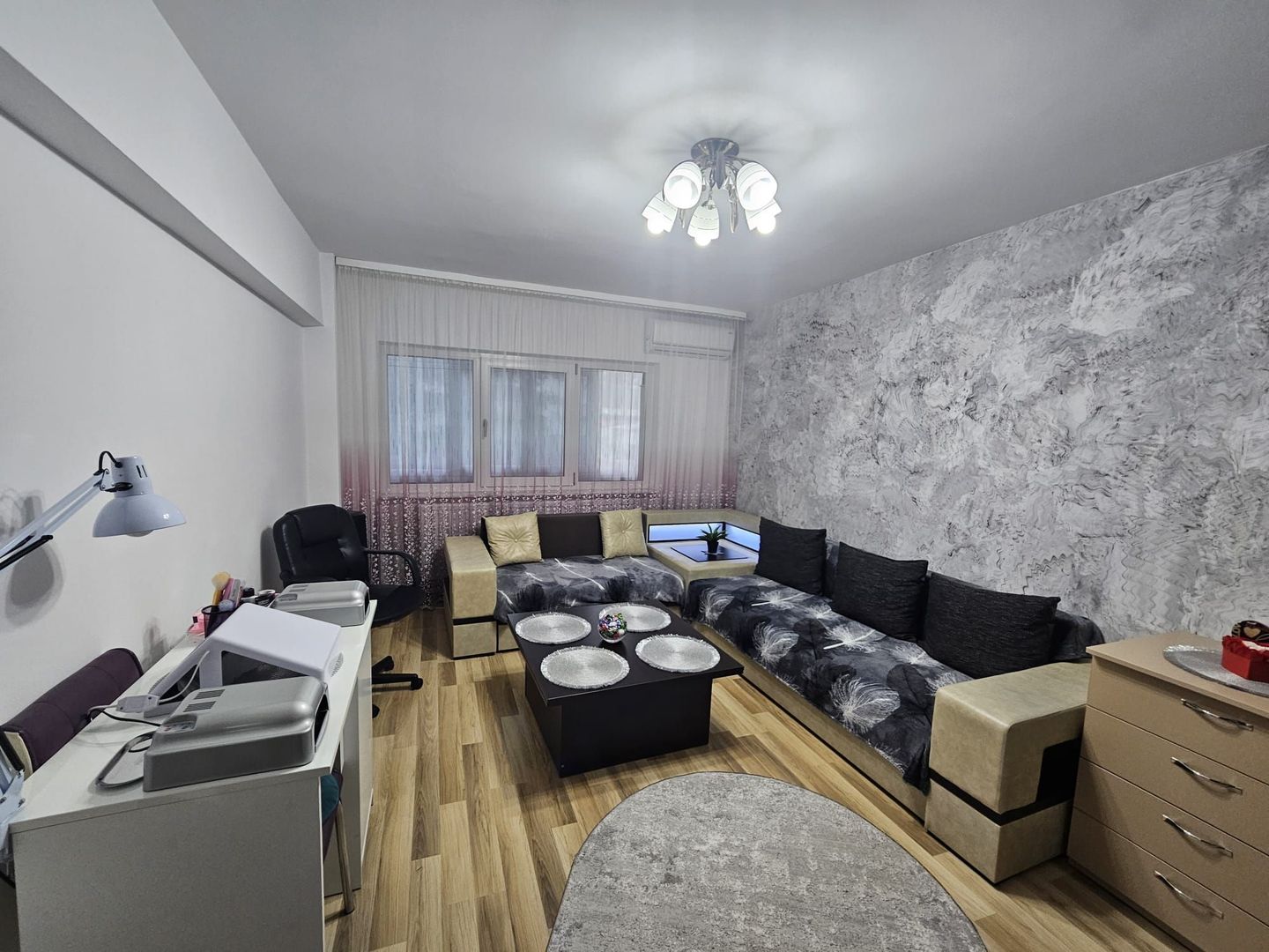 Apartament deosebit 3 camere – lux, complet mobilat, zonă excelentă - Poză 17