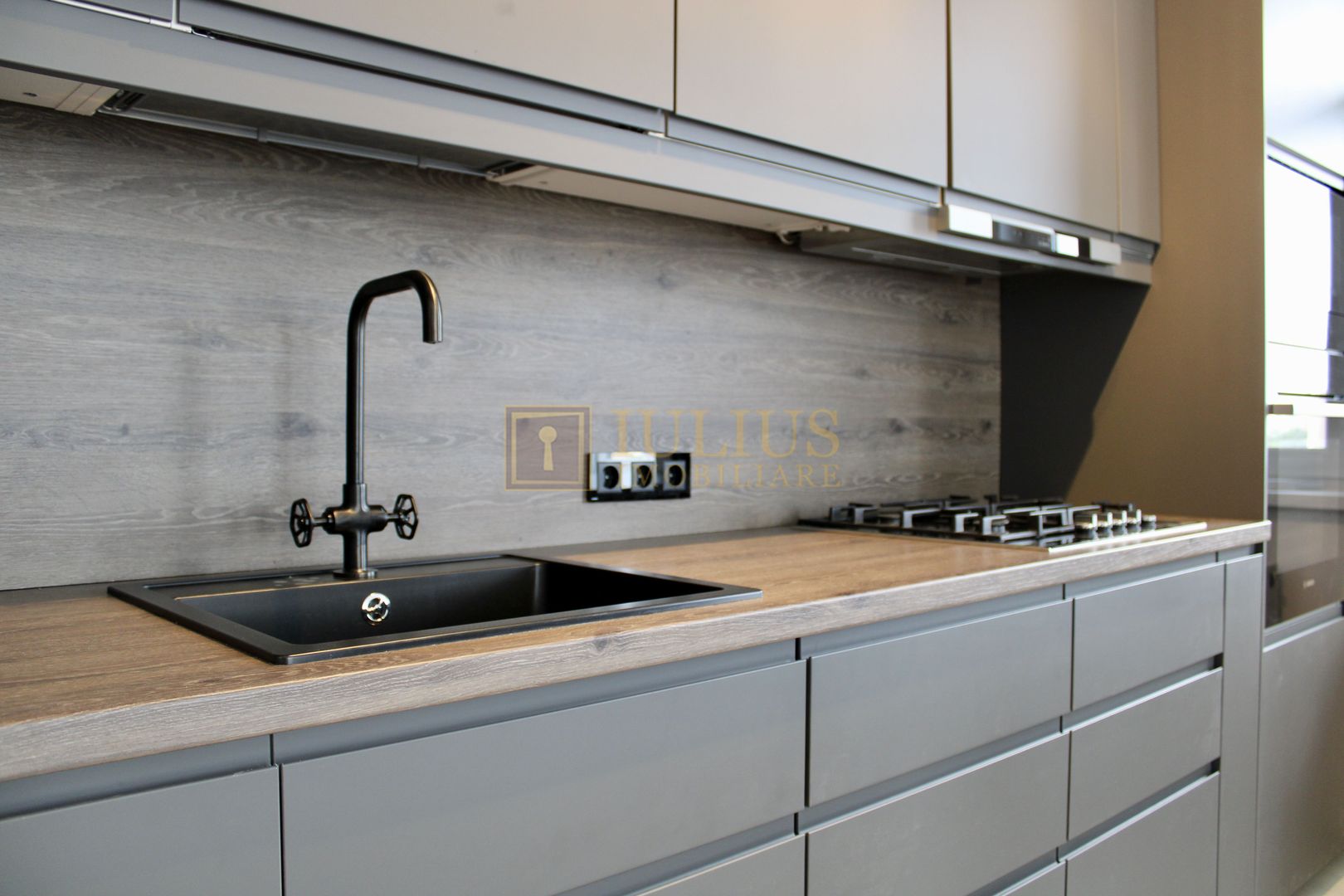 City of Mara, mobilat modern, parcare subterana inclusa ! - Poză 17