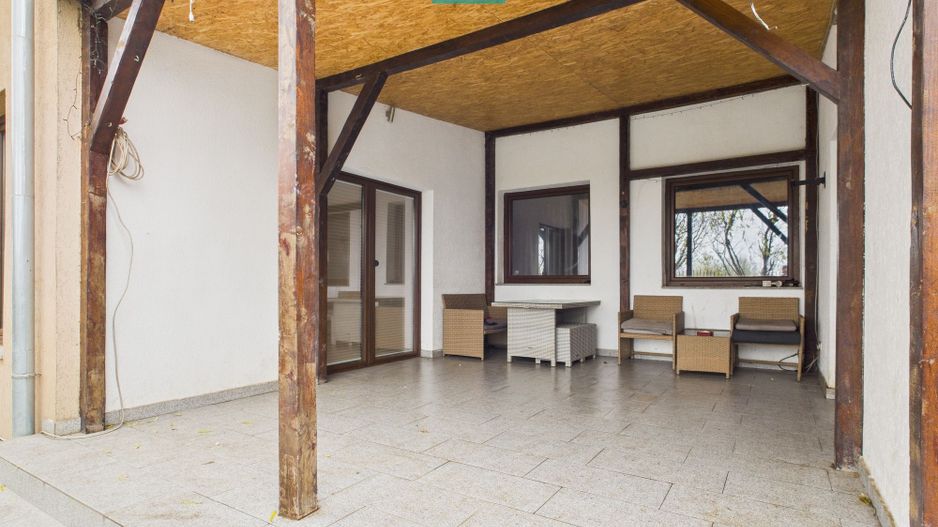 Casă individuală spațioasă, la 10 km de Timișoara - Poză 30