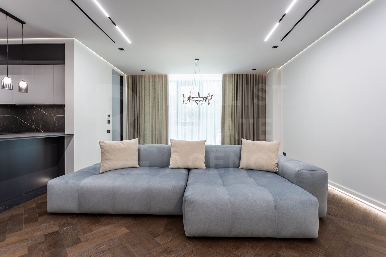 Chirie, apartament, 4 camere, str. Universității, Centru - Poză 15