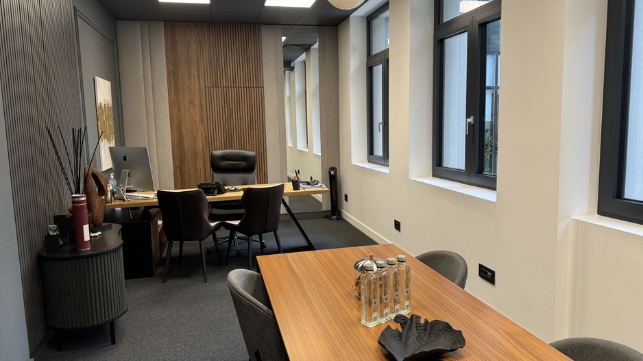 Imobil Premium de Închiriat: Eficiență și Tehnologie de Vârf - Poză 31