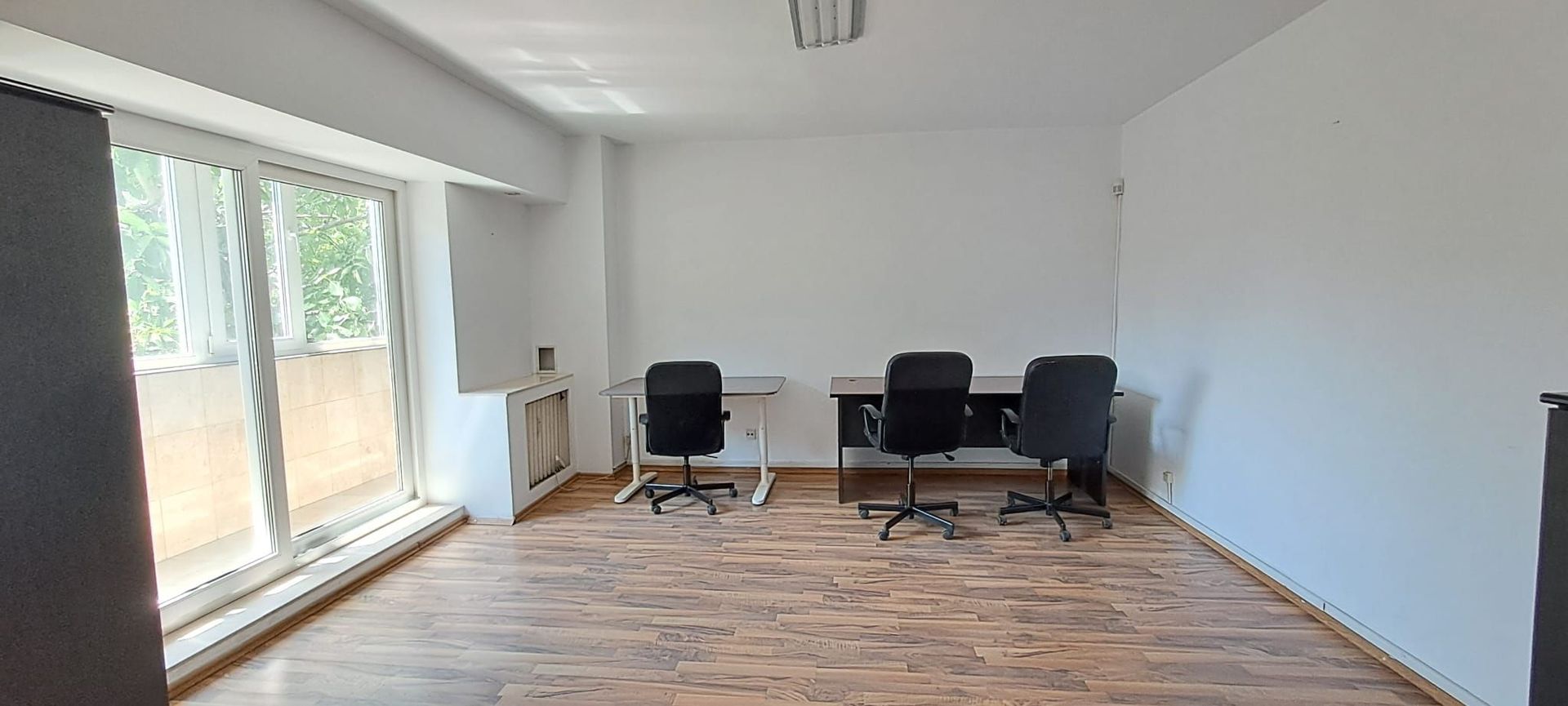 Ultracentral - Piata Victoriei, metrou, 3 camere pretabil birou, 80mp - Poză 3