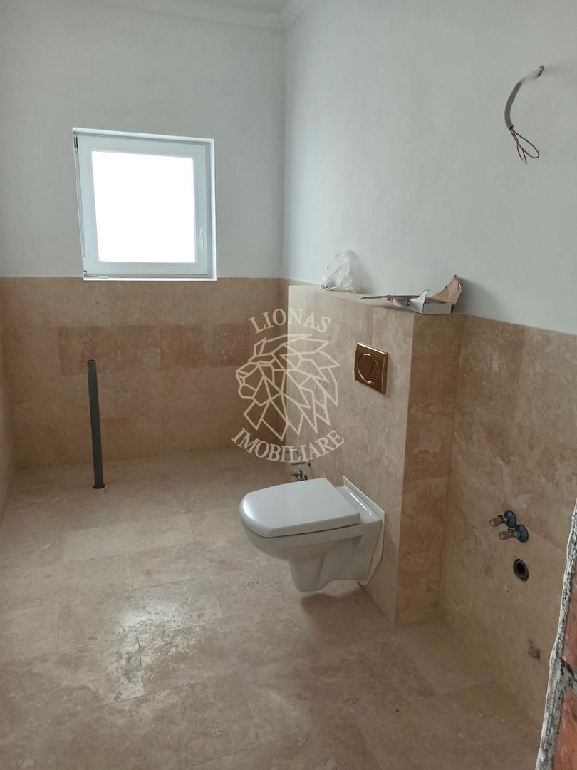 Casa Finisata 4 camere-teren 550 mp-curte amenajata-Valea Rusului - Poză 5