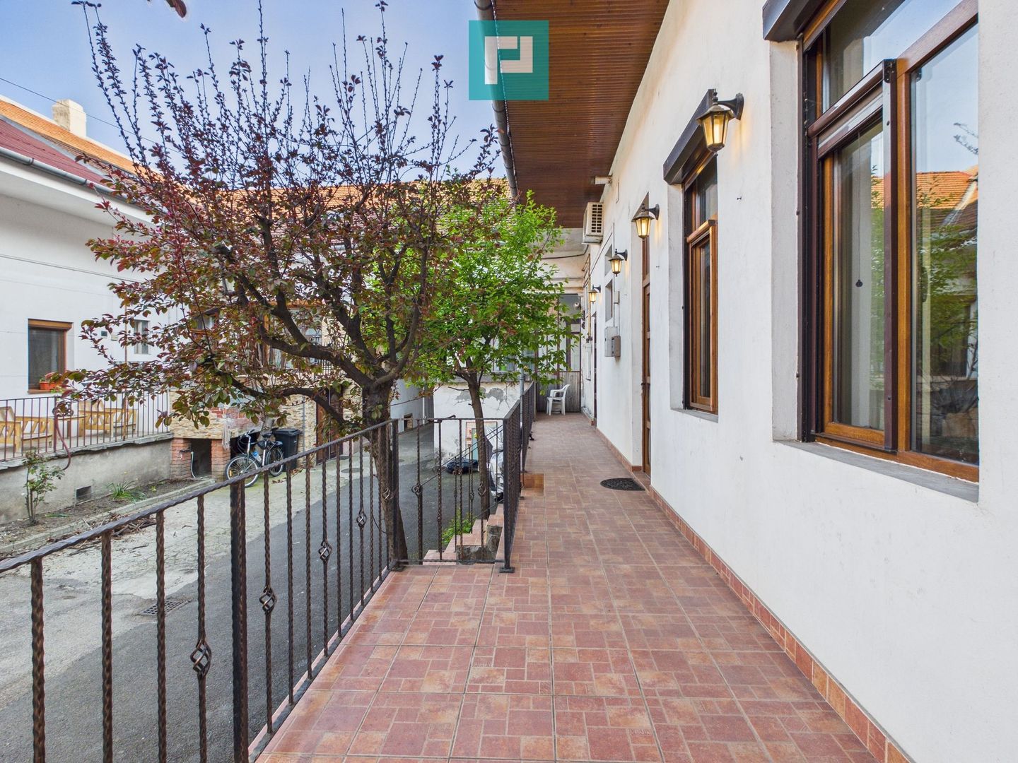 Apartament pe 3 niveluri - ultracentral, Arad - Poză 12