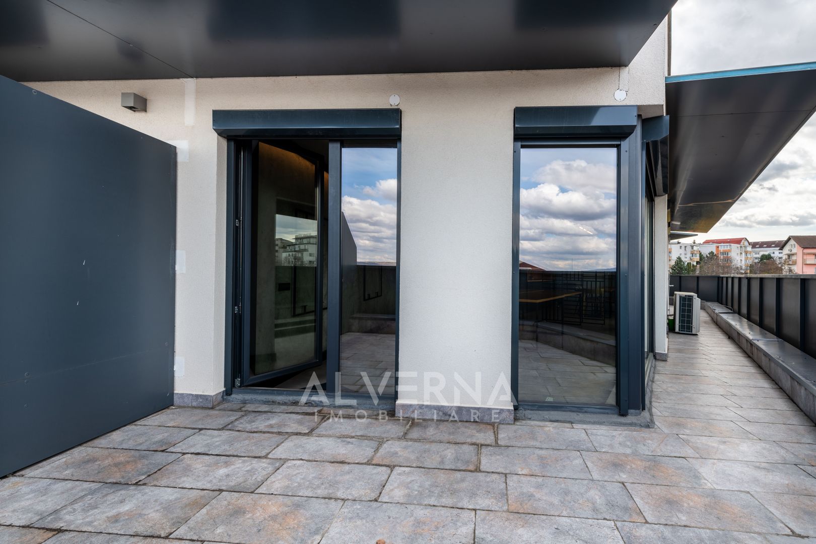 Spatiu birouri premium | 125mp + terasa | mobilat| 2 parcari | Zorilor - Poză 17